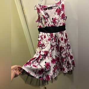Hearts & Roses London Vintage Dress. Size 12. 97% Cotton. Lined
